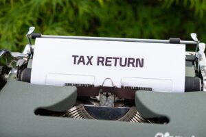 typewriter tax return government 5519035
